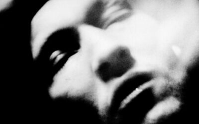 Michael Ackerman, el fotógrafo que mira a los ojos del abismo