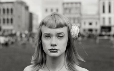 Un curioso y particular viaje por el documentalismo fotográfico: Del tranvía de Robert Frank a la lavadora de Nigel Poor